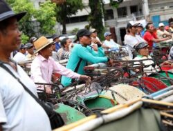 Tukang Becak Ke Jawa Dari Sebab Itu Miliarder, Mendominasi Undian Rp50 M