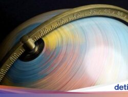 Rotasi Bumi Miring 80 Cm Lantaran Ulah Manusia