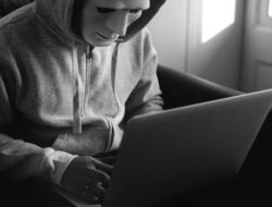 BRI Imbau Komunitas Waspadai 5 Modus Mengambil Keuntungan Online Ini