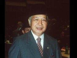 Kesal Kerja Tak Sesuai Hati, Ini Cara Soeharto Cari Duit Di Nganggur