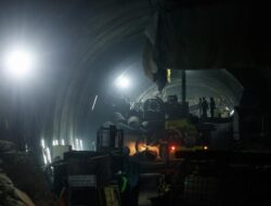 Batu Raksasa 770.000 Ton Kubur Tambang Emas, 33 Buruh Terjebak 69 Hari