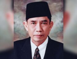 Tak Punya Kendaraan Pribadi dan Naik Angkot, Pejabat RI Ini Disebut Miskin