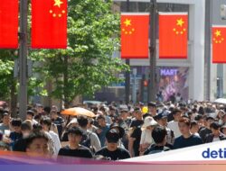 Jutaan Milenial China Kini Bersaing Karena Itu PNS