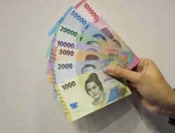 Tips dan Etika Pinjam Uang Ke Teman yang Wajib Kamu Ketahui