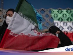 Kemarahan Rakyat Imbas Anjloknya Ekonomi Belum Usai, Iran Terus Diguncang Unjuk Rasa