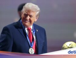 Trump Tunda Kenaikan Tarif Pembelian Barang Di Luar Negeri Furnitur Pada Setahun