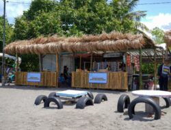 PLN EPI Dorong Pemberdayaan Usaha Mikro Kecil Pesisir Hingga Kawasan Wisata Pantai Viral Bagek Kembar