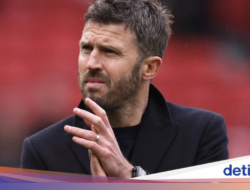 Manchester United Berhasil Terus, Fans Gondrong Siap Cukur