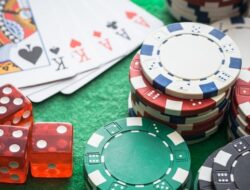 Karyawan Ini Tak Bisa Lebaran Gegara Uang THR Dipakai Bos Main Judi