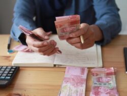 Negeri Lagi Genting, Ri RI Digaji Pas-pasan dan Hidup Mepet