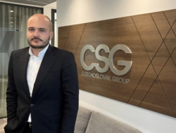 Orang Ini Kaya Raya Bersama Konflik Bersenjata Rusia-Ukraina