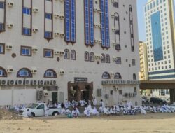 Jemaah Haji RI Ditipu Travel, Tak Bisa Pulang-Disuruh Kerja Paksa
