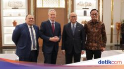 Mantan Perdana Pembantu Presiden Pembantu Presiden Inggris Sambangi Danantara