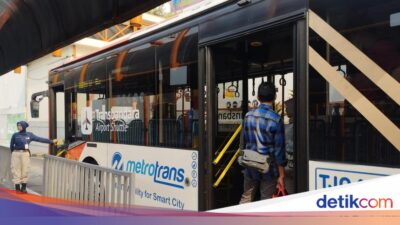 Tarif Transbandara Blok M-Soetta Naik Dari Sebab Itu Rp 15.000 Mulai Hari Ini
