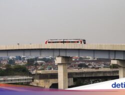 Bank Permudah Kelompok Pakai Transportasi Publik Lewat QRIS Tap