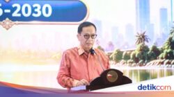 OJK Bakal Atur Dividen Bank buat Perkuat Keselamatan IT